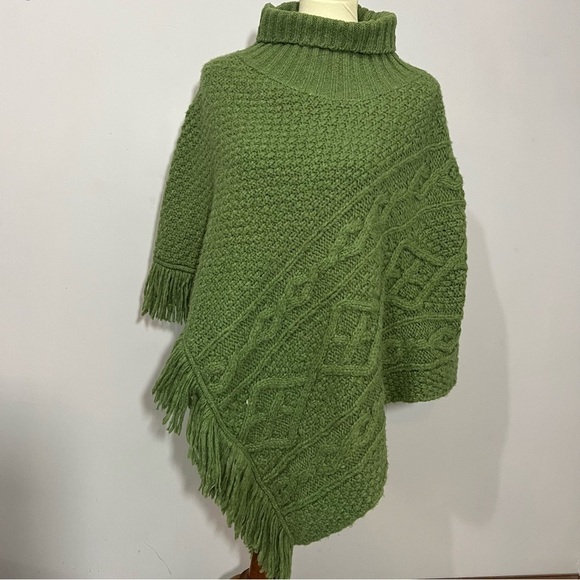 Vintage green wool blend green knit cable fringe shawl cape cozy western boho - Picture 9 of 9